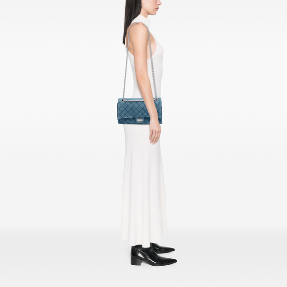 Pre-Loved Chanel Quilted Denim Reissue 2.55 Double Flap 226 - Picture 7 of 7